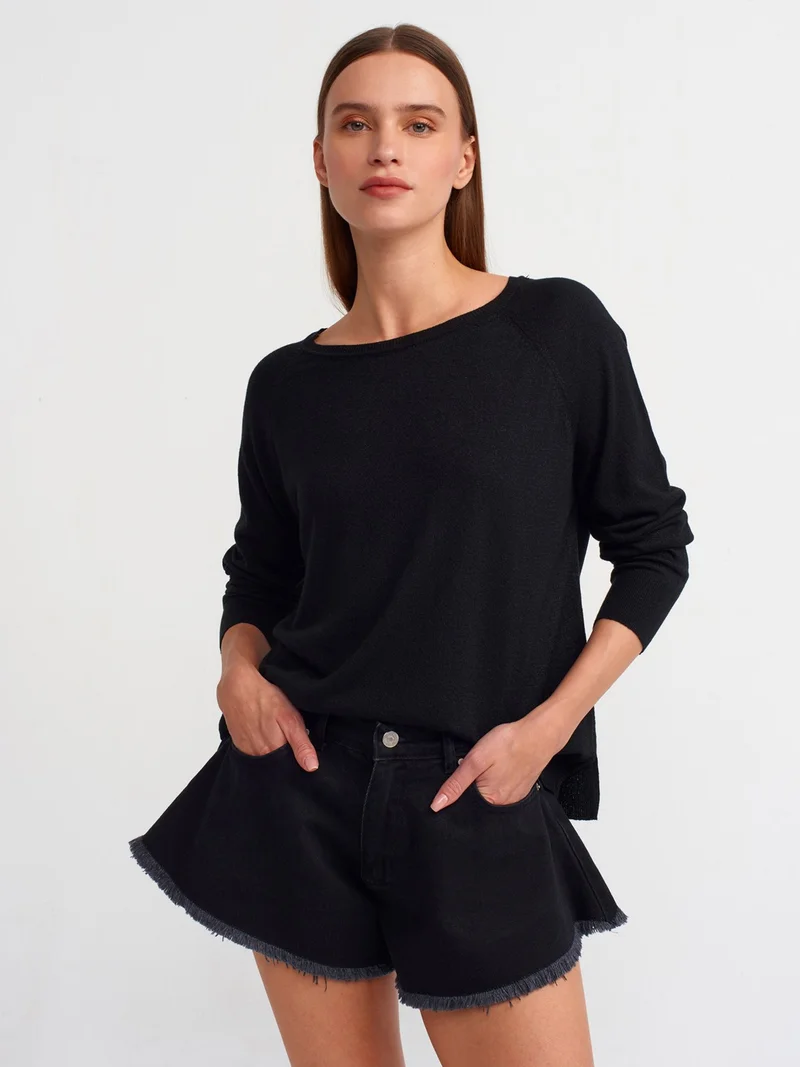 Dilvin 10557 Crew Neck Glittery Basic Thin Knit Sweater-Black