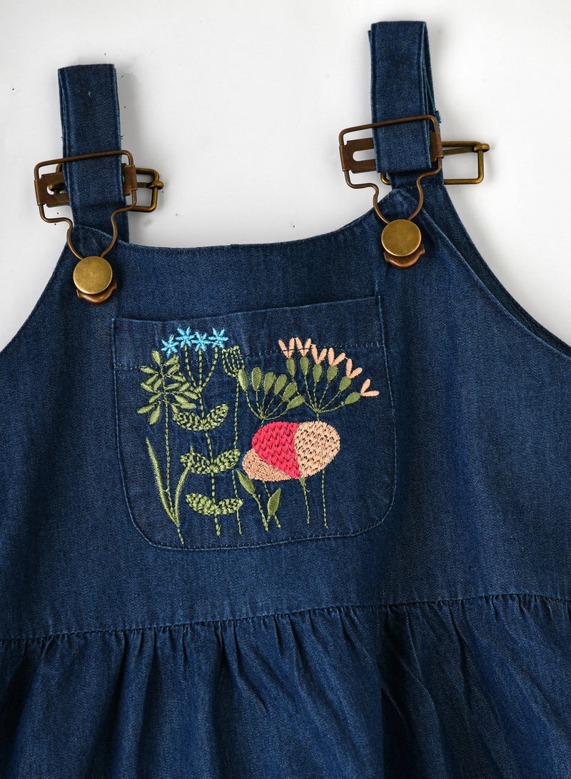 جيلين فستان جينز بناتي بطبقات وجيب مطرز - Image 3