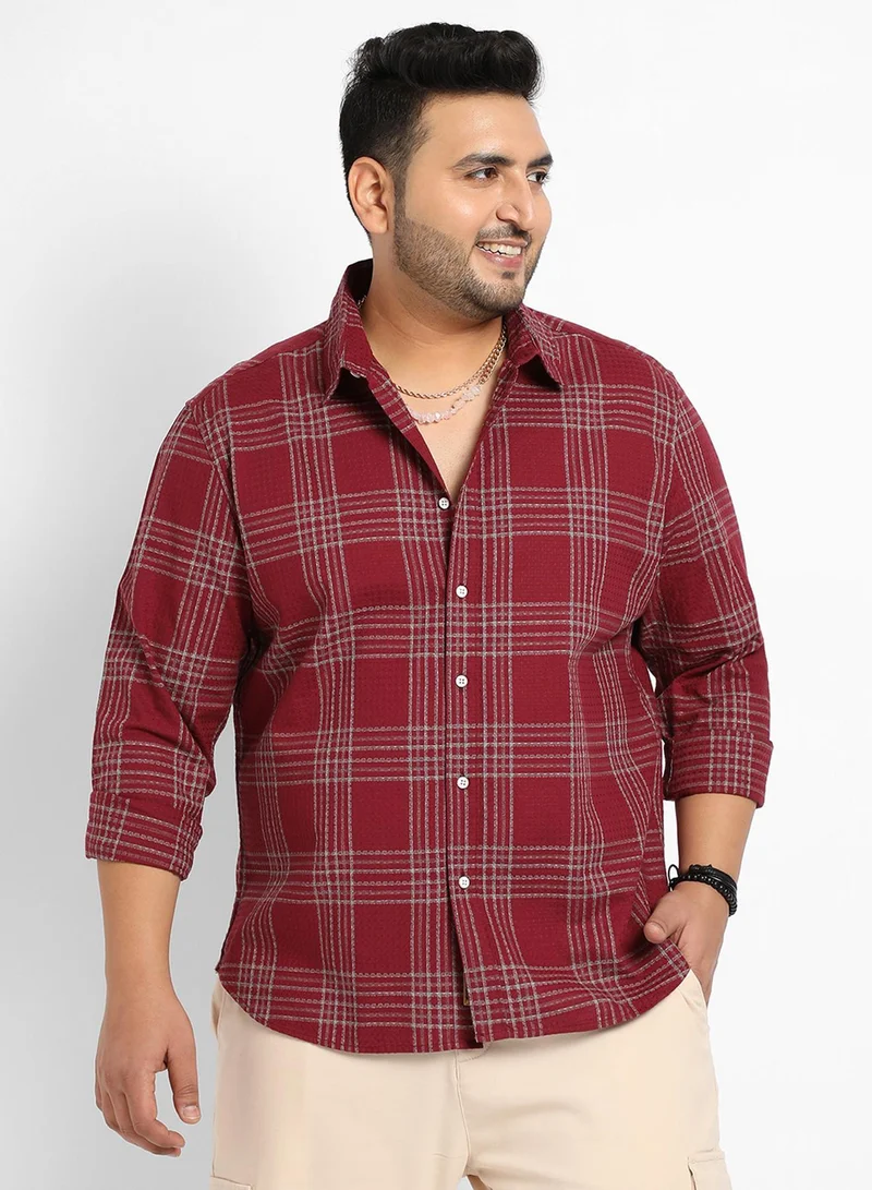 انستافاب بلس قميص رجالي كاروهات مربعات أحمر خمري من إنستافاب بلس للملابس الكاجوال بياقة واسعة وأكمام طويلة وإغلاق بأزرار ونسيج قطني مريح للملابس اليومية