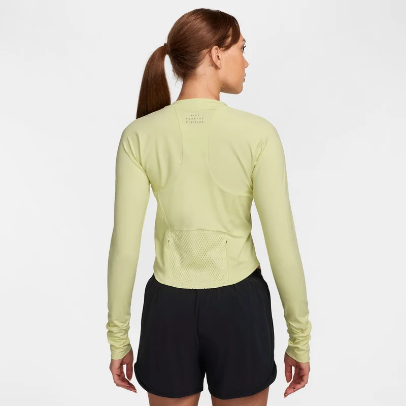 نايكي رانينج ديفجن تيشيرت الجري دراي-فت بأكمام طويلة للنساء