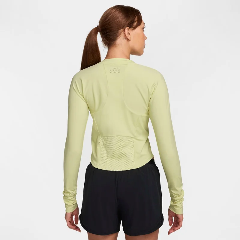 نايكي رانينج ديفجن تيشيرت الجري دراي-فت بأكمام طويلة للنساء