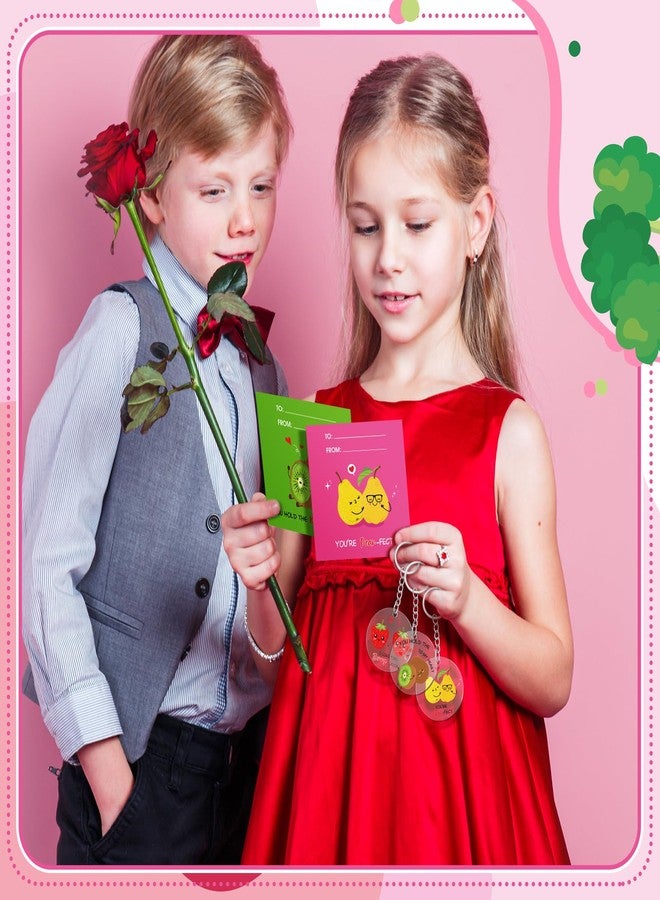 سوريو مجموعة هدايا عيد الحب بالجملة لتبادلها في الصف الدراسي، 48 مجموعة من سلاسل مفاتيح عيد الحب الأكريليكية مع بطاقات عيد الحب الكرتونية، هدايا لطيفة ورائعة لحفلات عيد الحب، جوائز لألعاب أعياد الميلاد، حشو أكياس الهدايا - Image 5