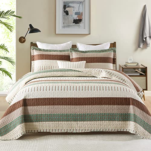 PANGUSHAN 100% Cotton Quilt Set King Size, Patchwork King Quilt Bedding Set Bedspreads, Farmhouse Lightweight Comforter Reversible Quilt, Green/Brown/Beige Bed Spread for All Season, 3 Pieces - Image 1