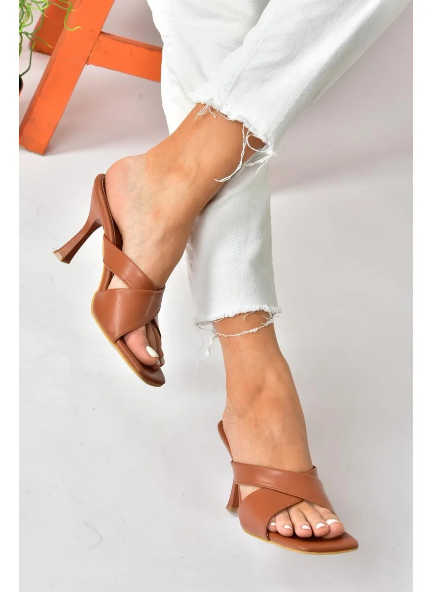 Fox Shoes Brown Cross-Strapped Thick Heeled Women's Slippers P590033009