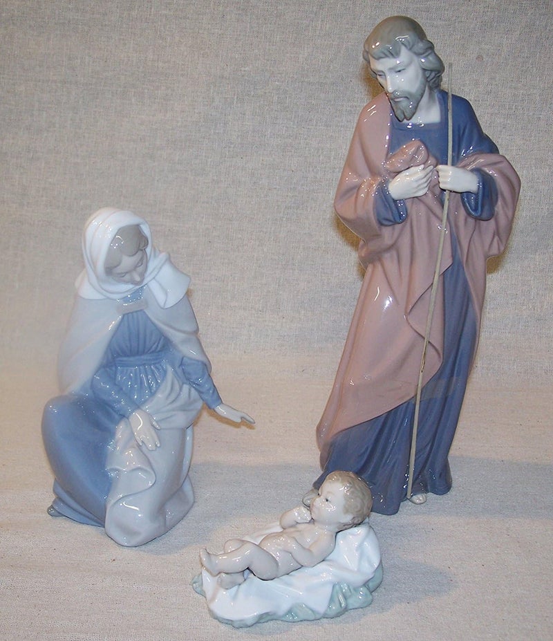 NAO Nao by Lladro Collectible Porcelain Figurine NATIVITY set w Mary Joseph and Baby Jesus  - Image 1