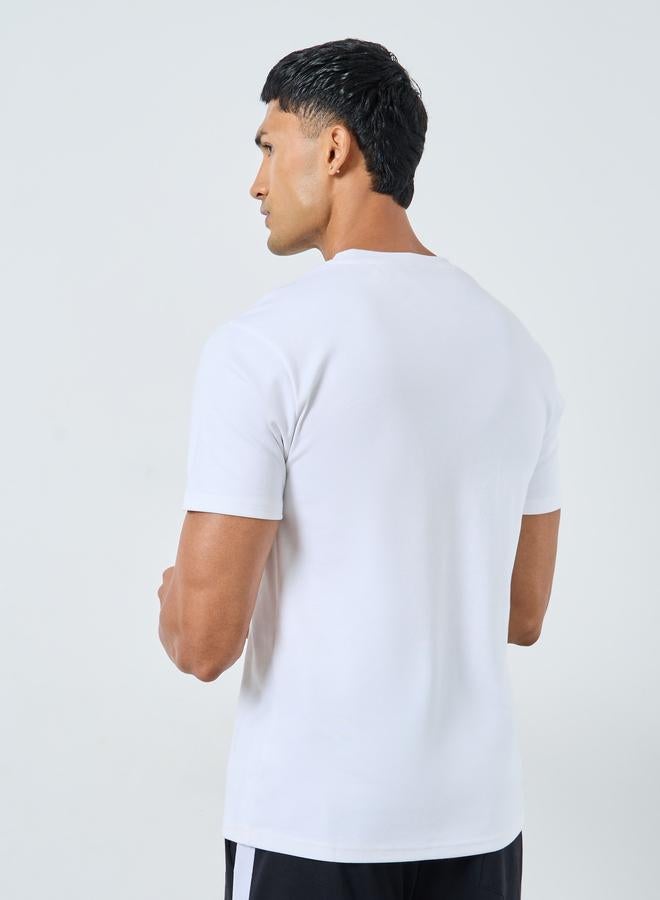 Styli Men Regular Fit Interlock T-Shirt with Badge Detail - Image 4