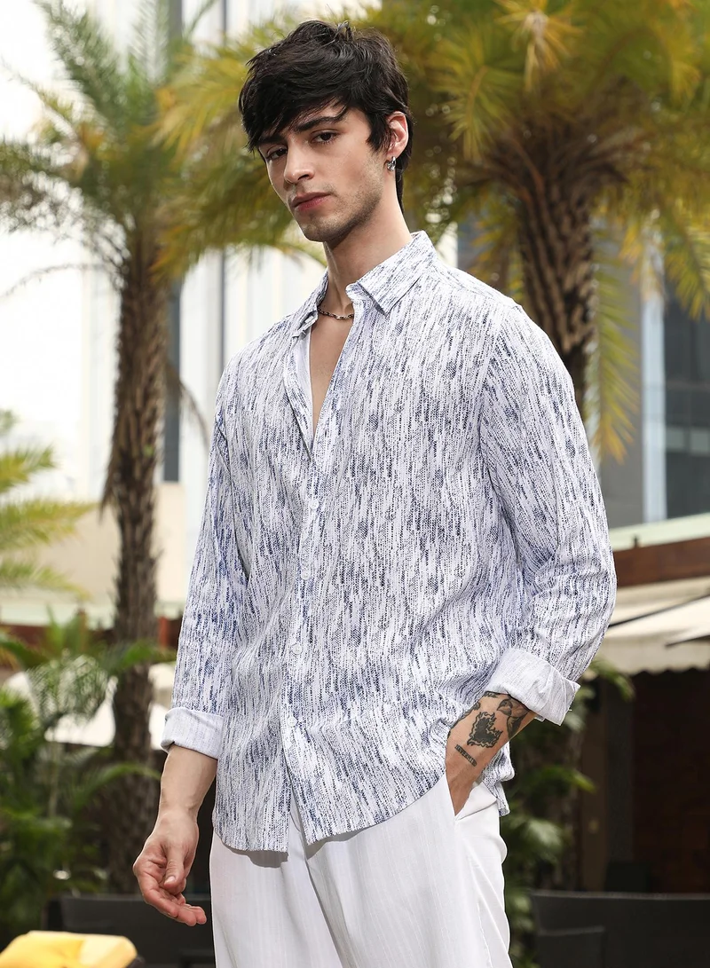Campus Sutra Campus Sutra Men's Navy Blue & Cream White Contrast Grazed Shirt For Casual Wear | Spread Collar | Long Sleeve | Button Closure | Shirt Crafted With Comfort Fit For Everyday Wear