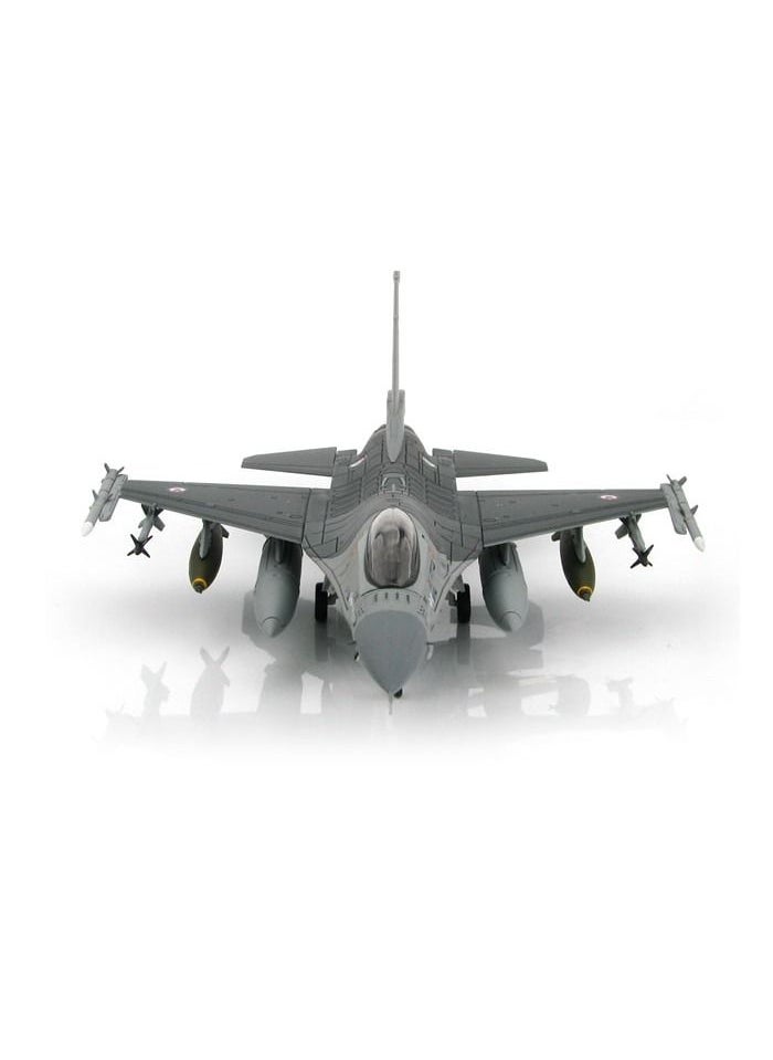 Fighter Gifts - Lockheed F 16A Block 20 MLU Model 1:72 Scale - Image 1