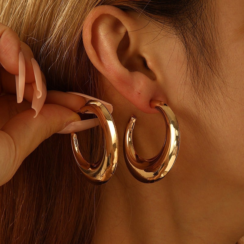 Geometric C-Shape Gold Earrings for Women - Minimalist Luxury Design, Stainless Steel, Trendy Statement Jewelry