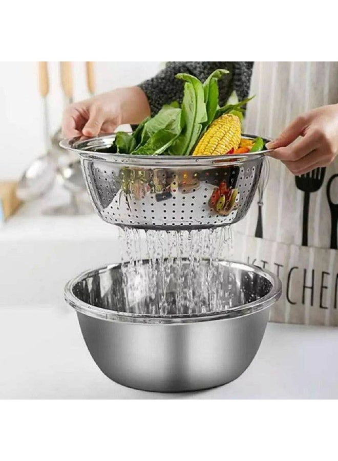 NAMA Stainless steel strainer, grater and dough hook set - Image 4