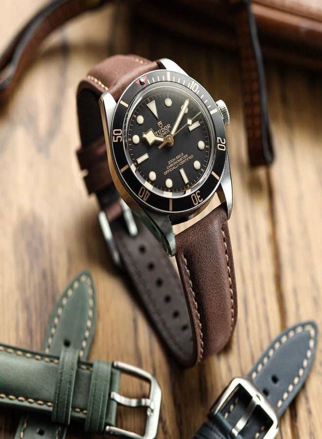 WatchGecko Whitby Vintage Padded Leather QR Watch Strap [Chestnut Brown, 22mm] - Image 2