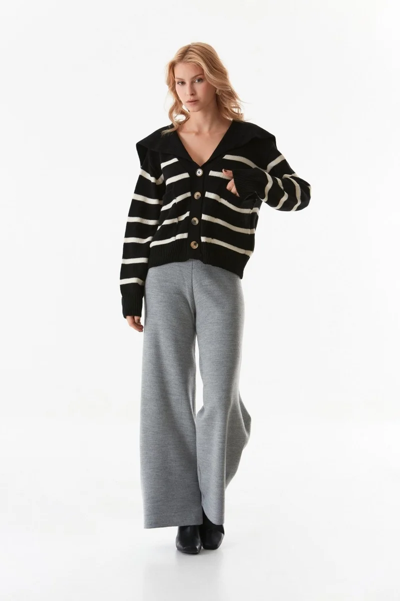 FullaModa Striped Double Pocket Casual Knitwear Cardigan