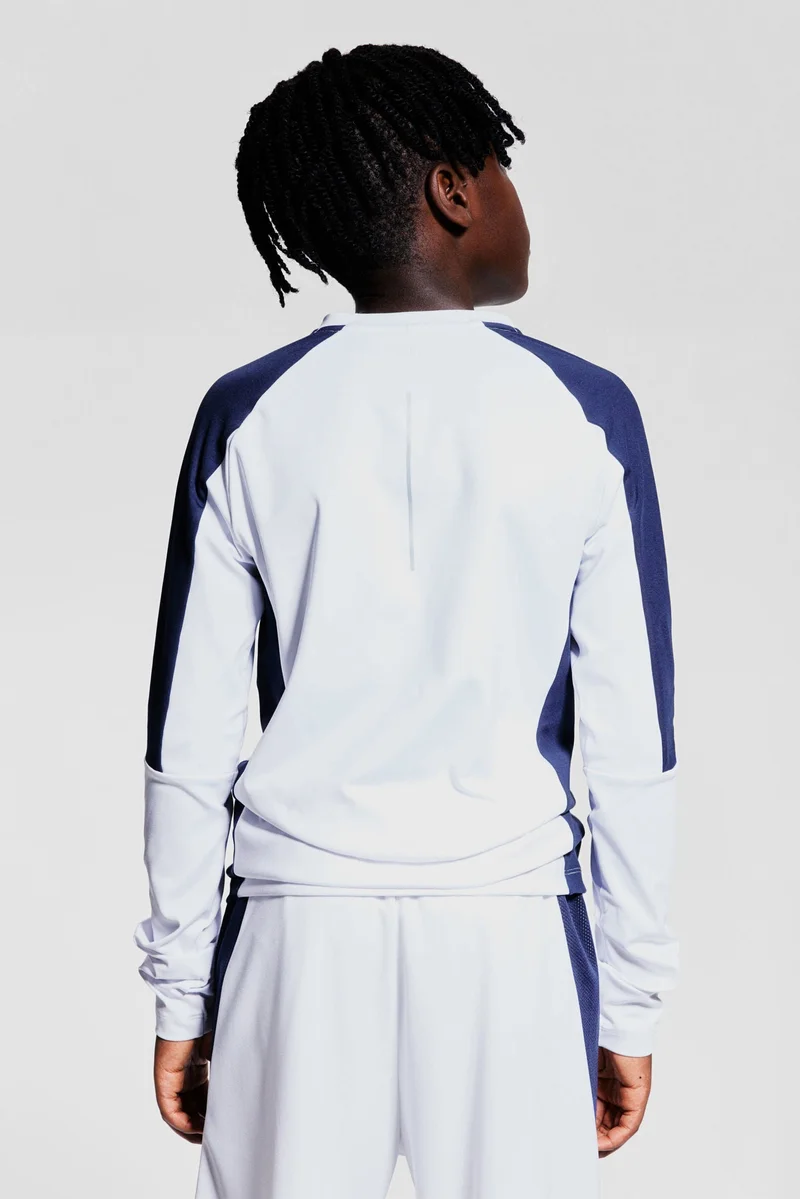H&M Mid layer football top with DryMove™