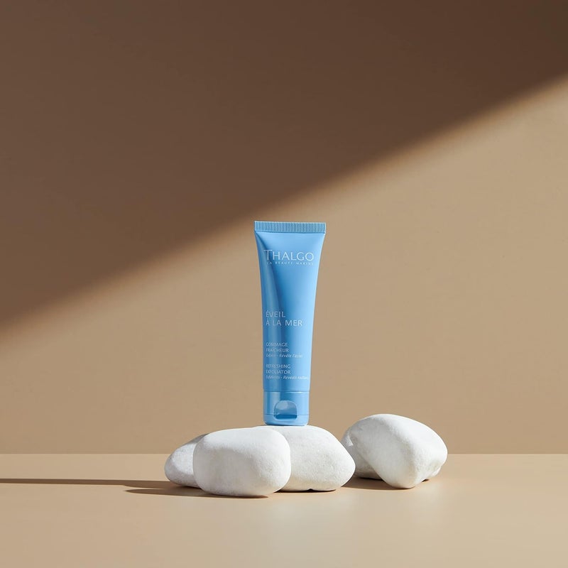 Thalgo Refreshing Exfoliator Energizing Face Scrub with Diatomaceous Earth Almond Shell for Oily Skin 50ml - Image 2