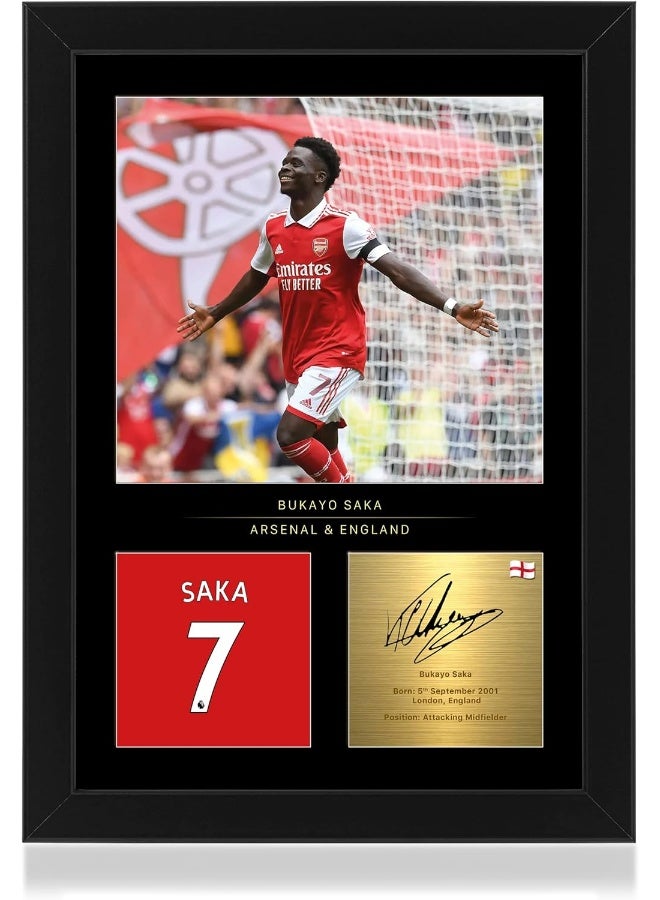 Win FC عرض صورة مؤطرة موقعة من بوكايو ساكا بحجم A4 - توقيع رقمي مُعاد إنتاجه - هدية لمشجعي أرسنال - Image 1