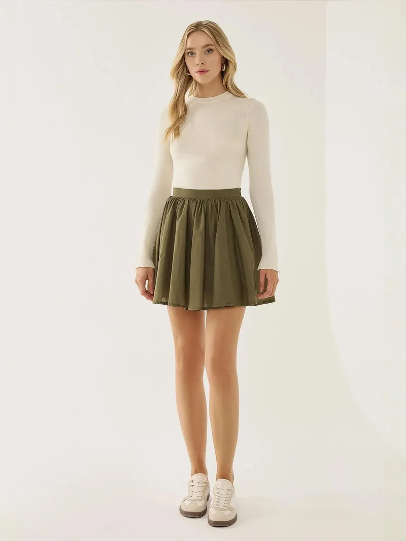 زوبعة تنورة قصيرة بكشكش