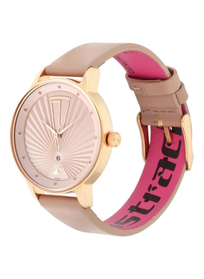 fastrack ساعة يد نسائية تناظرية بشكل دائري مصنوعة من الجلد - 6206WL02 - 42 مم - Image 4