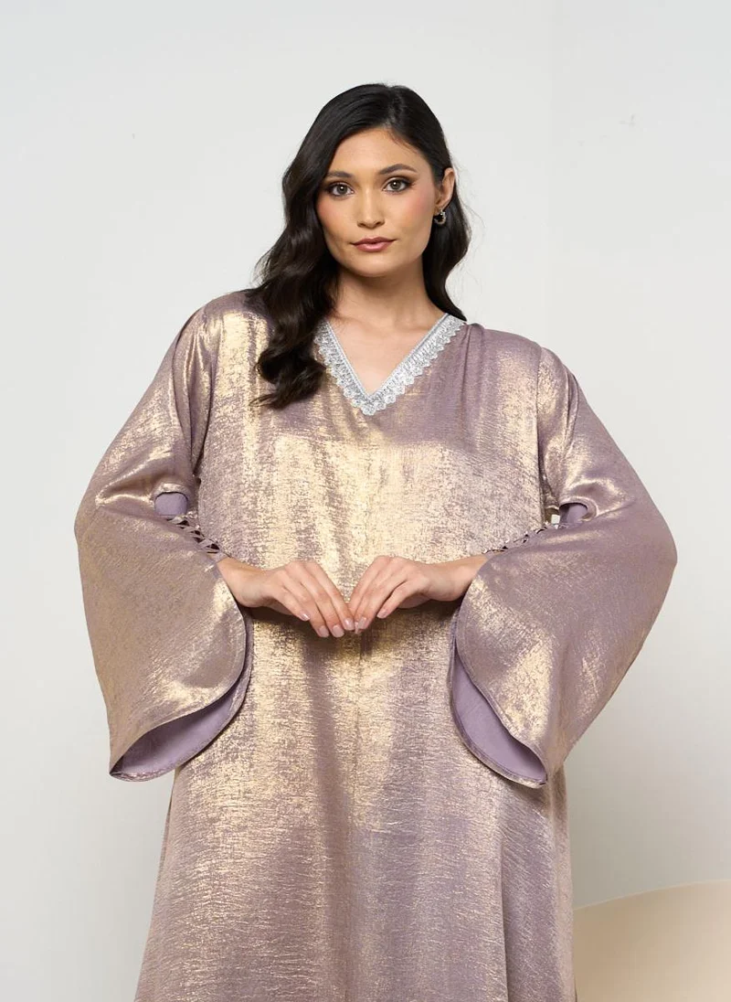 كوتور لابس Plum Shimmer Kaftan with Sleeve Detailing and Lace