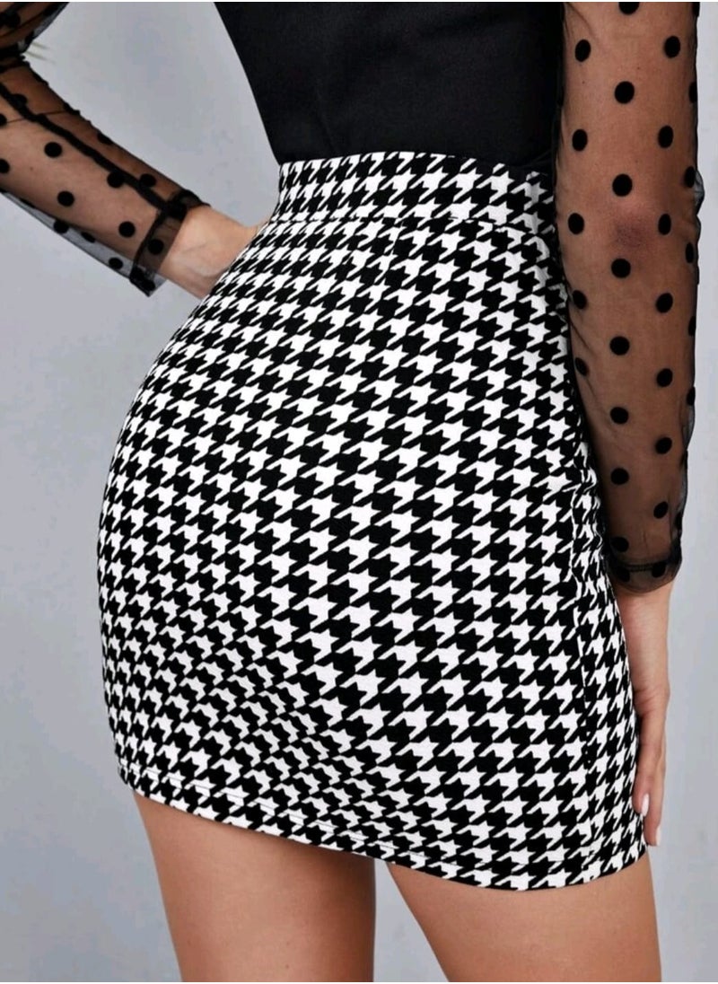شي إن - تنورة SHEIN Privé بطبعة مربعات صغيرة وحاشية غير متماثلة - Image 1