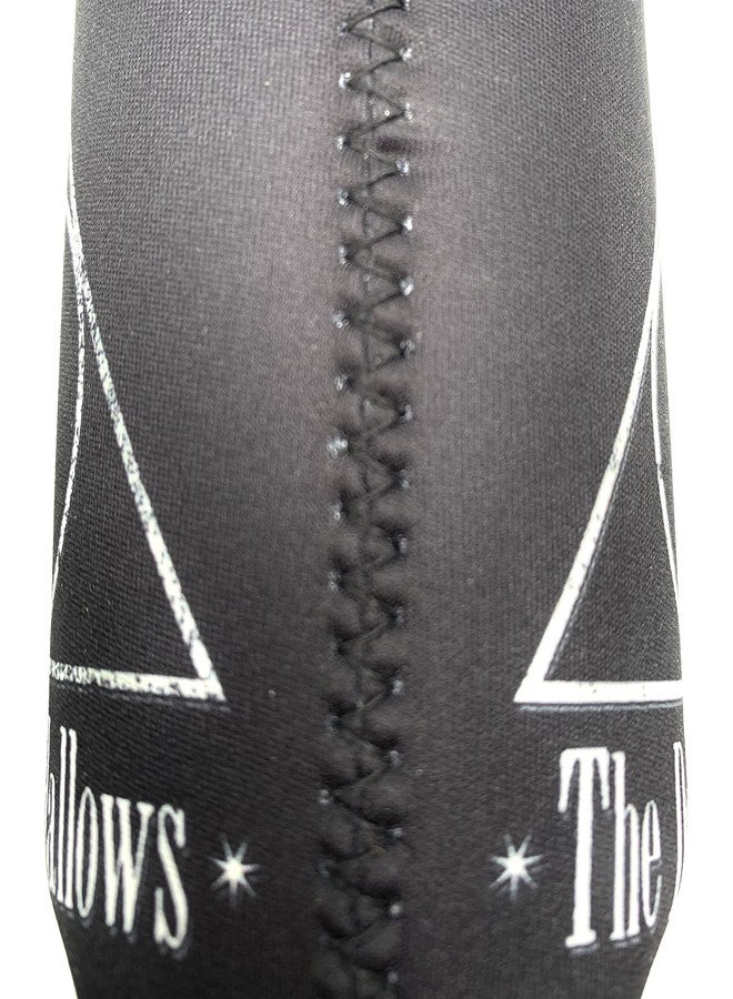 سيلفر بوفالو حافظة تبريد مشروبات معزولة من الجانبين من سيلفر بافالو هاري بوتر ومقدسات الموت - غلاف تبريد مشروبات من النيوبرين للعلب - أسود - Image 4