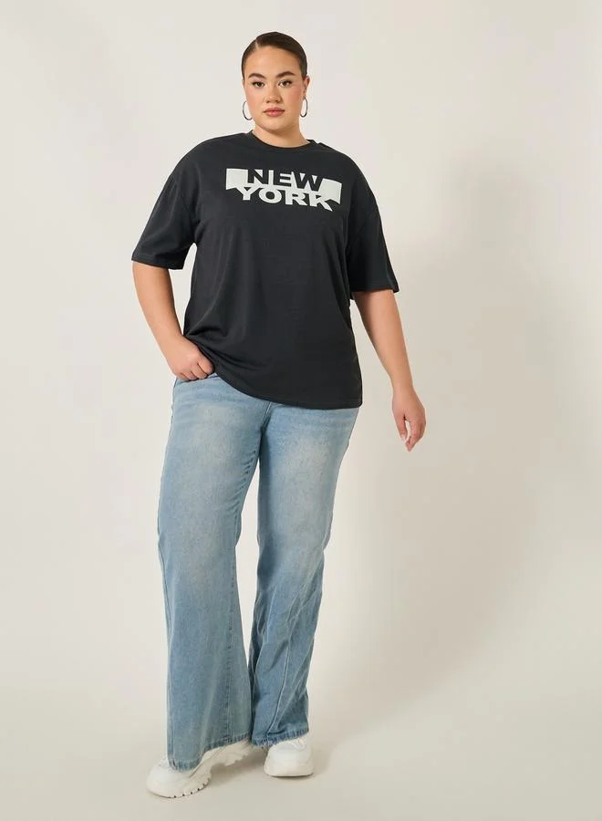 Styli Plus Size Oversized Graphic Print T-Shirt