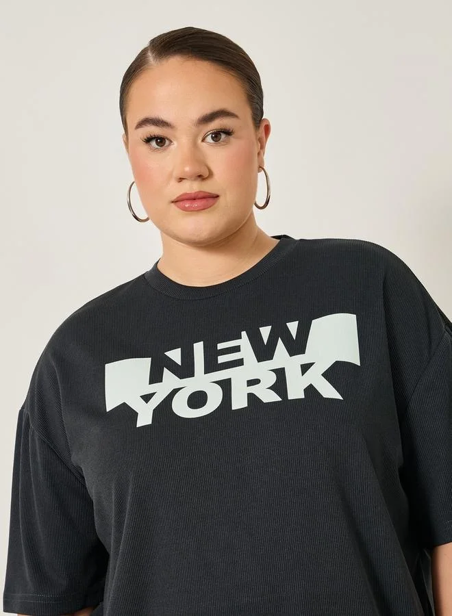 Styli Plus Size Oversized Graphic Print T-Shirt