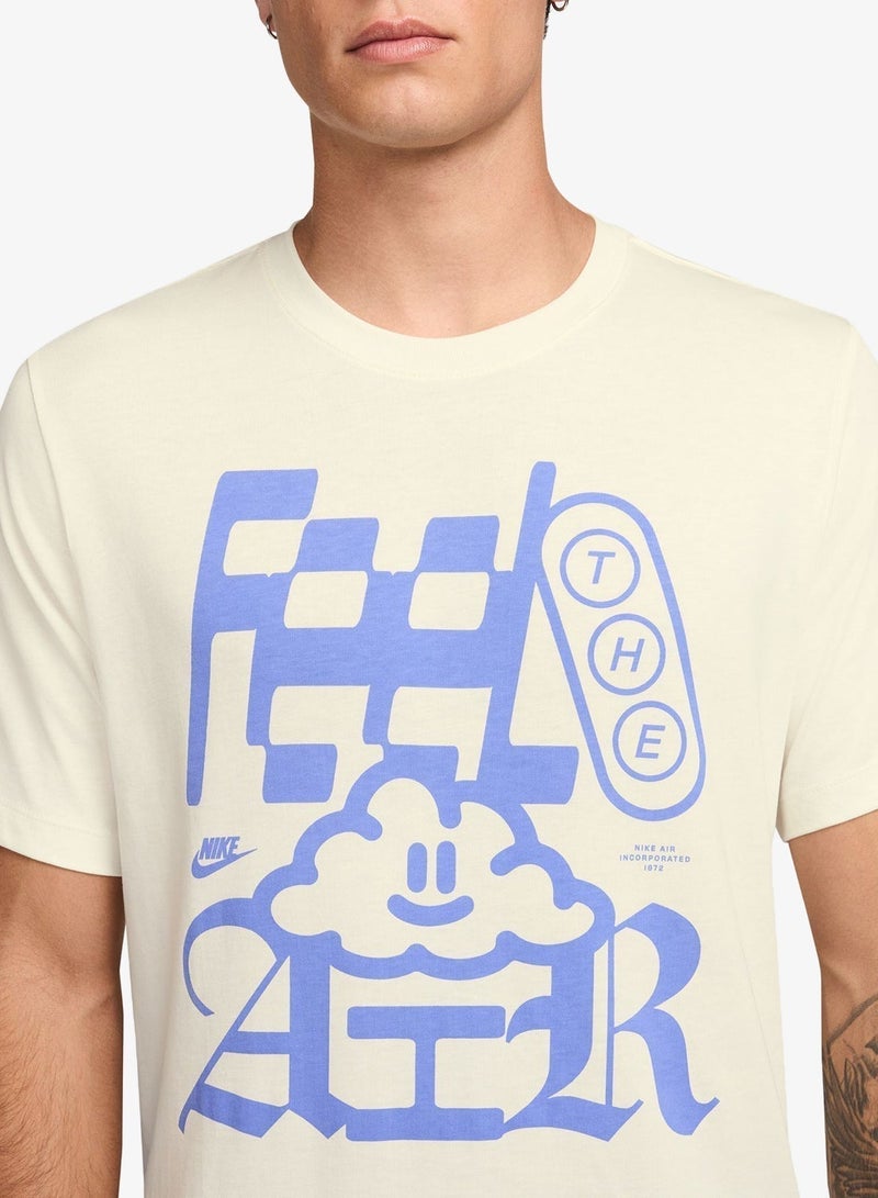 نايكي تيشيرت ان اس دبليو لايف ستايل لوف إن إير - Image 3