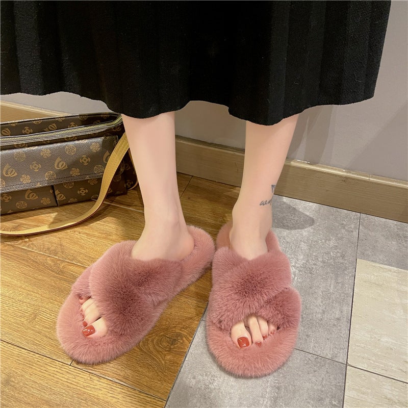 Furry Slippers For Women'S Outer Wear Internet Celebrity Large Size Warm Outer Wear Cross Furry Slippers - Image 1