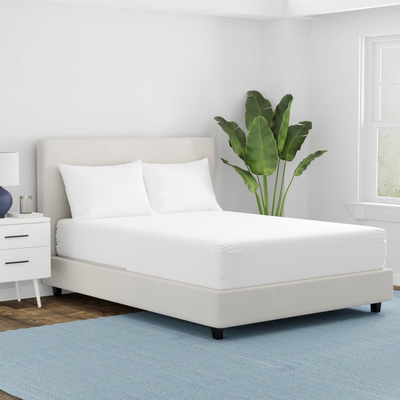 Aller-Ease AllerEase Waterproof Mattress Protector Stain Protection Full Size Allergen Barrier Hot Water Washable Machine Washable Durable Zippered Knit Mattress Cover Stretch Corners (White) - Image 1