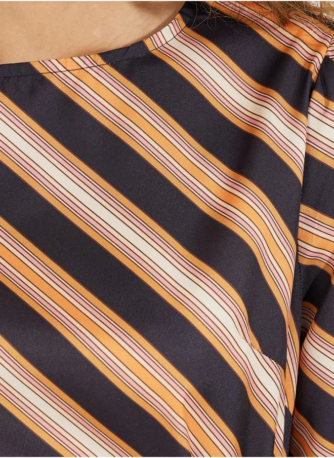Styli Striped Long Sleeves Shift Maxi Dress