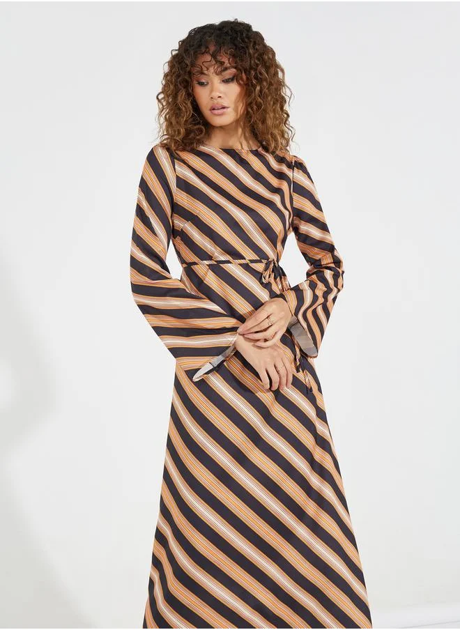 Styli Striped Long Sleeves Shift Maxi Dress