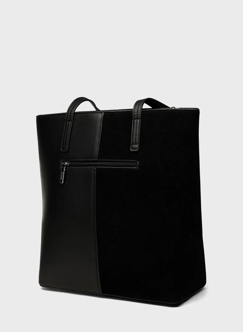 Quazi @ CCC Top Handel Tote