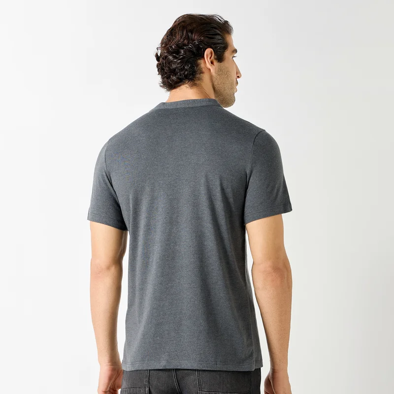 Splash FAV Solid Henley Neck T-shirt with Short Sleeves