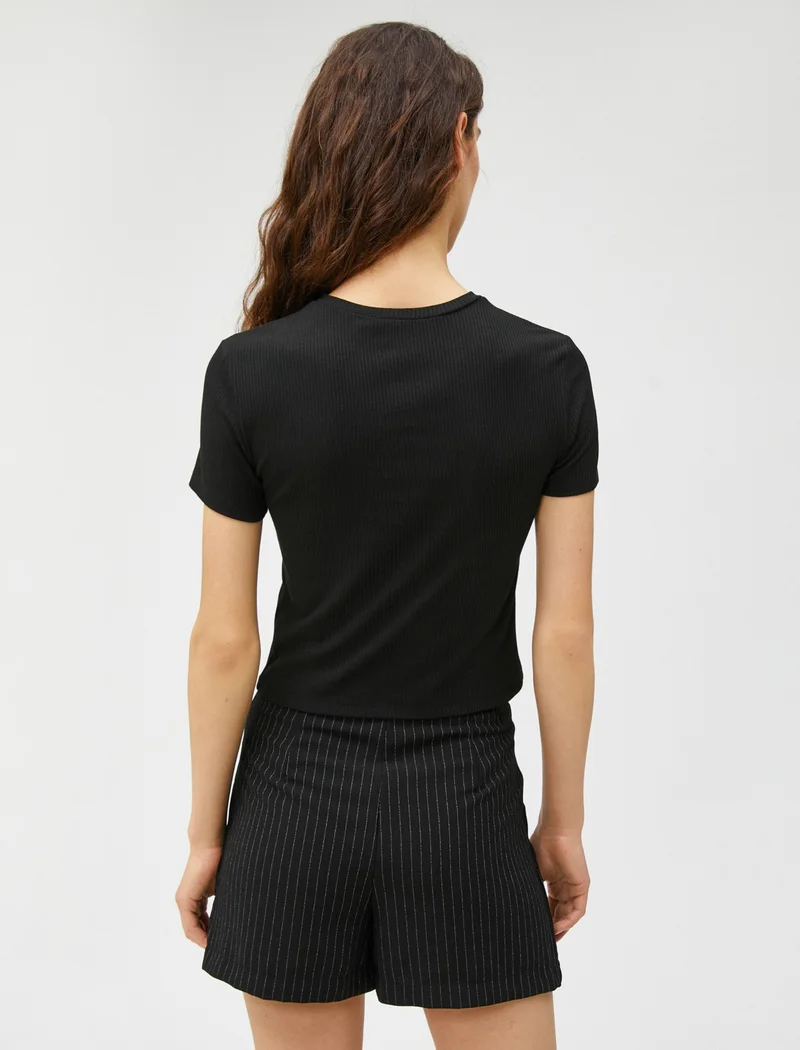 كوتون Crew Neck T-Shirt Short Sleeve Window Detailed Ribbed