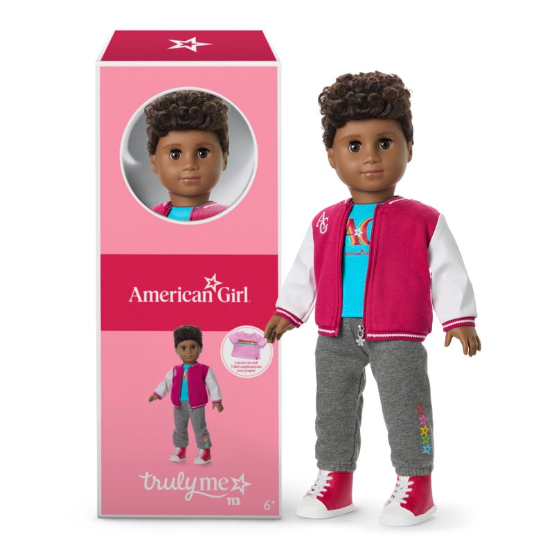 دمية أمريكان جيرل ترولي مي 18 بوصة 113 بعيون بنية وشعر بني داكن مجعد عالي البشرة الداكنة للأعمار من 6 سنوات
