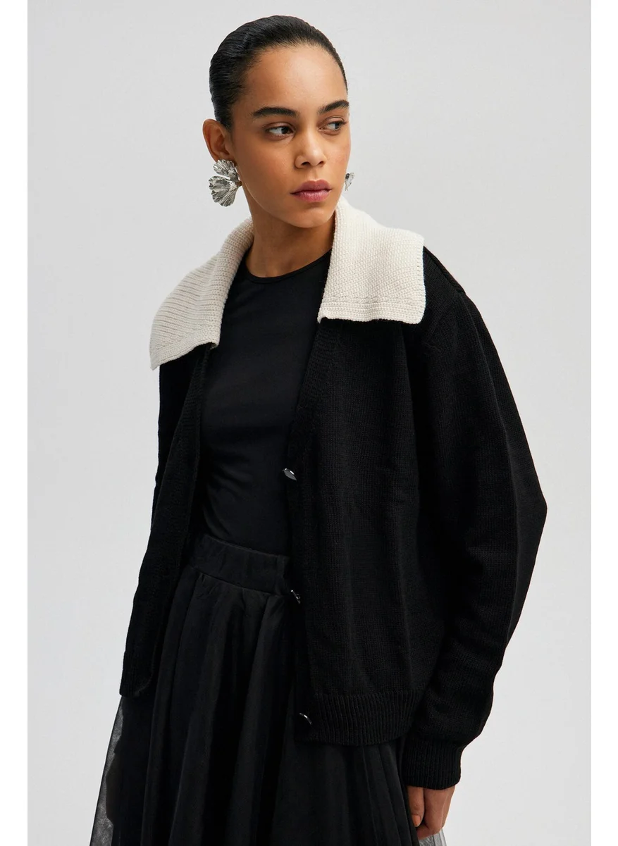 تاتشي Contrast Collar Knitted Cardigan