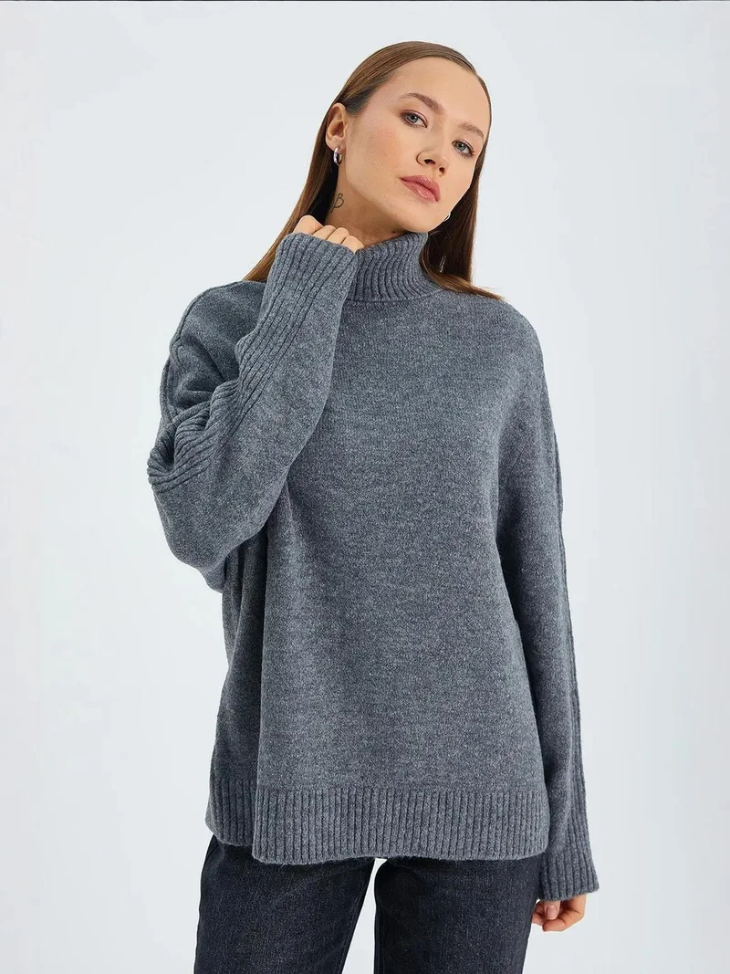 MixRay Mixray Loose Fit Turtleneck Knit Sweater