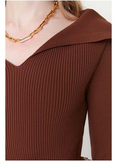 trendyol Brown Carmen Collar Knitwear Sweater TWOAW22KZ0993  - Image 4