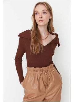 trendyol Brown Carmen Collar Knitwear Sweater TWOAW22KZ0993  - Image 3