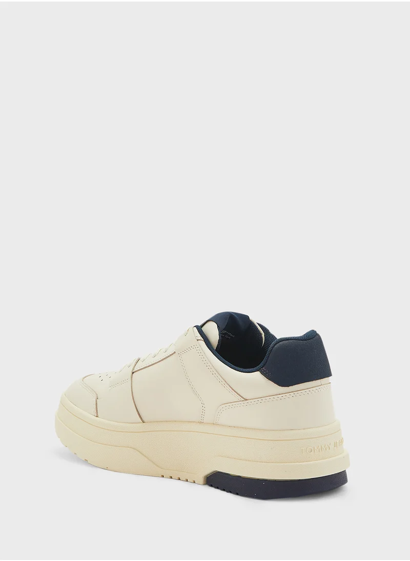 TOMMY JEANS Lace Up Low Top Sneakers