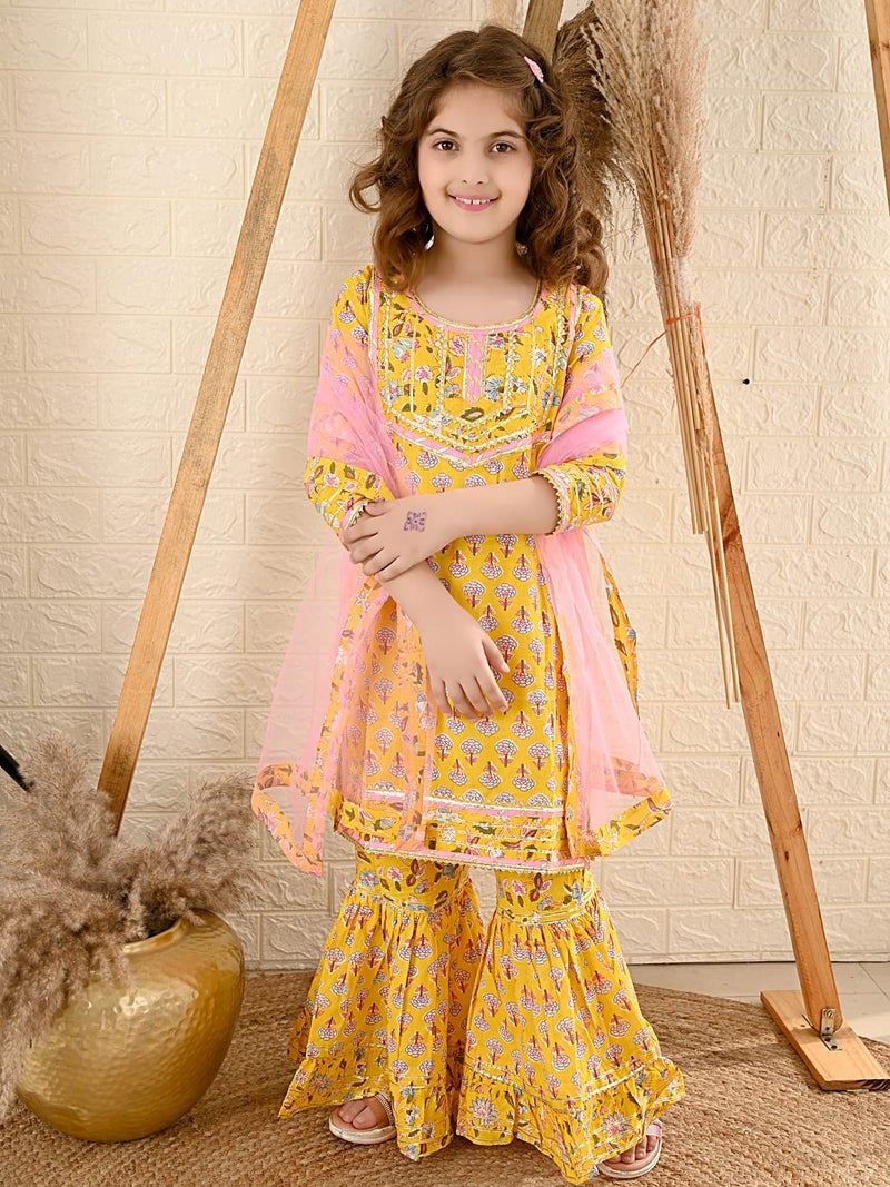 LILPICKS Girls Floral Printed Gota Patti Designed Kurta Sharara Set with Dupatta (Yellow Pink) (Size 9-10Y) - Image 3