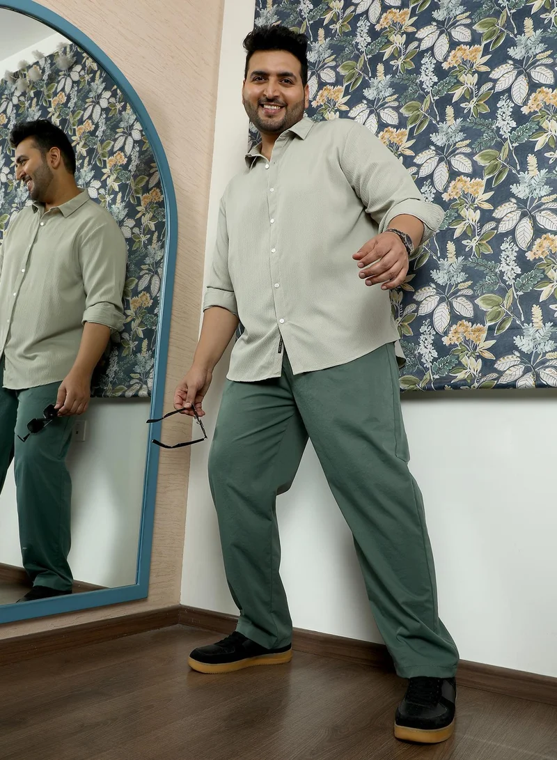 Instafab Plus  Instafab Plus Men's Emerald Green Double-Pleated Tailored Trousers | Mid Rise , Straight Hem , Button Closure | Solid Plain Polyester Blend Material For Office & Casual Wear for Men | Best Price UAE
