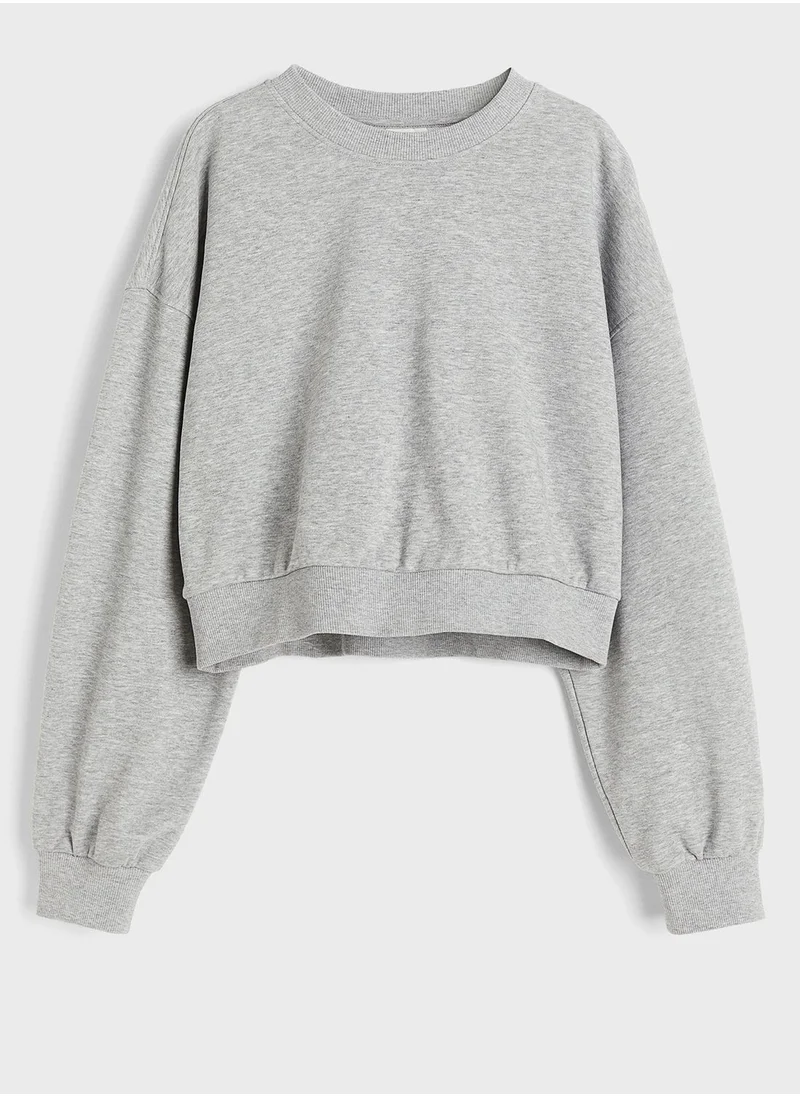 H&M Crew Neck Crop Sweatshirt