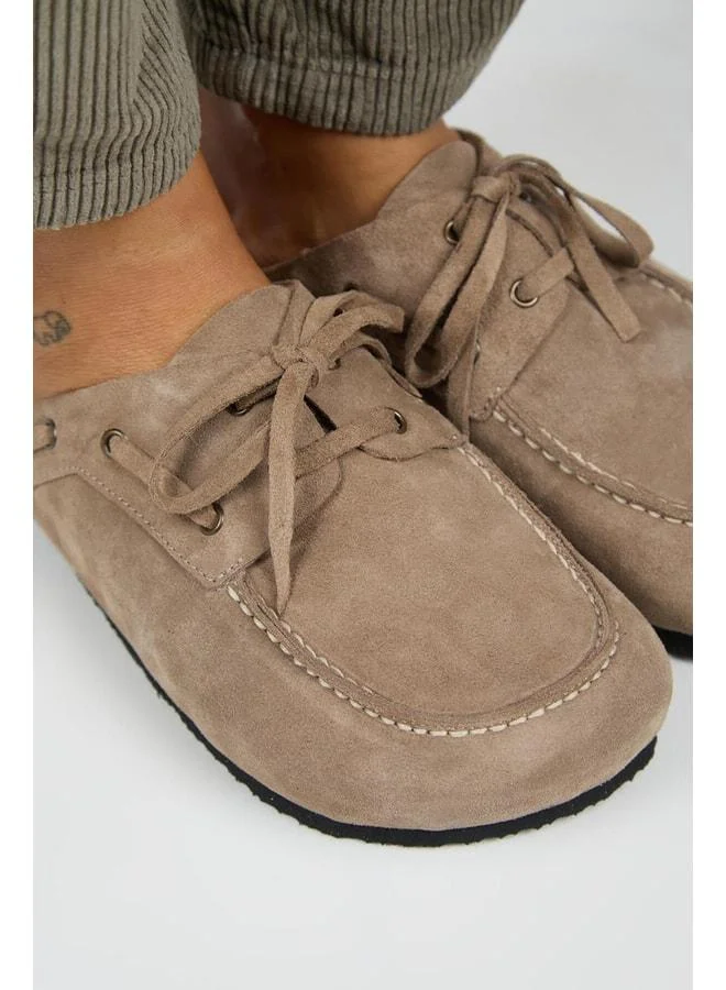 Manijero  Karis Women's Genuine Leather Lace-up Sabo Violet Slipper. for Women | Best Price UAE