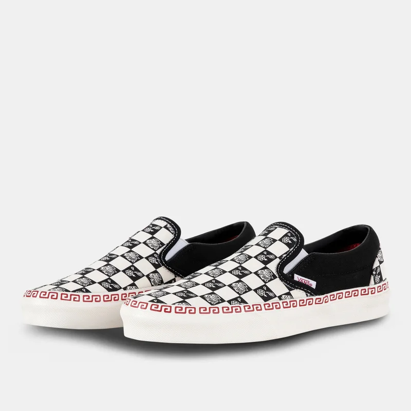 VANS Women's Classic Slip-On Shoes
