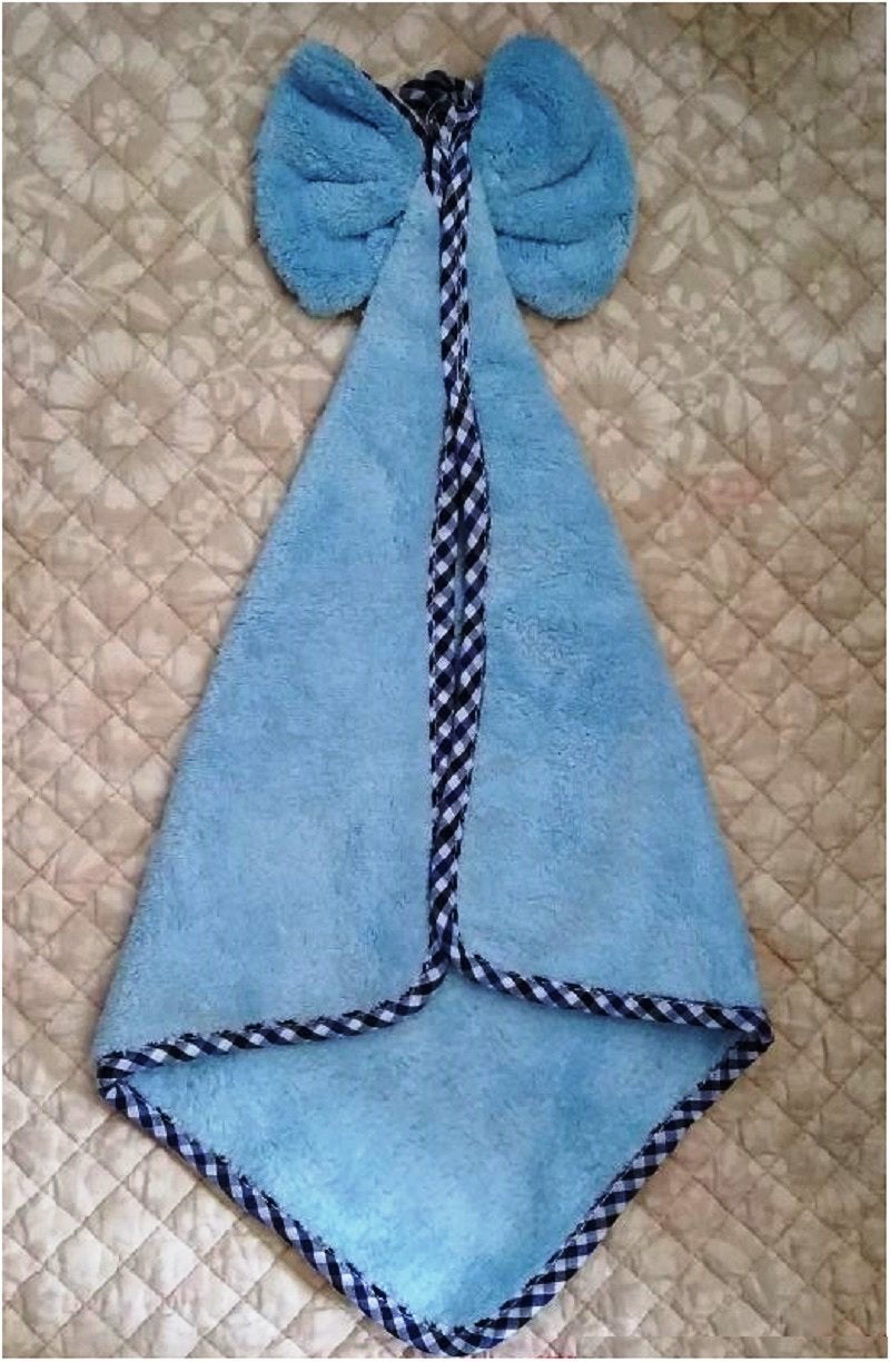 Magnusdeal Cartoon Hanging Hand Towel for Home Kitchen Bathroom Office Microfiber Absorbent Cute Cartoon Expression Hand Towel for Kitchen and Bathroom (1 Pc) (Tie, Blue) - Image 3