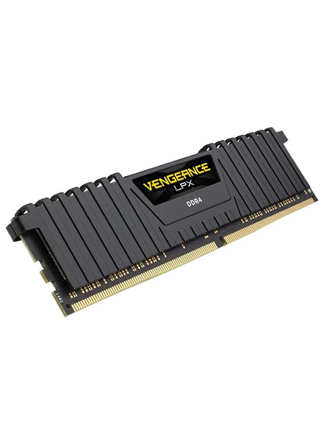 كورسير وحدة ذاكرة الكمبيوتر المكتبي DDR4 تتميز بأداء عالٍ وتردد 2400 ميجاهرتز ودعم XMP 2.0 أسود - Image 2