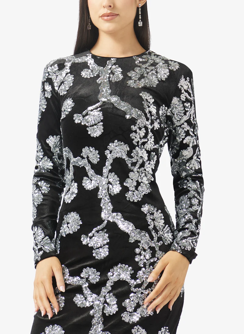 YAS Contrast Sequin Detail Long Sleeve Maxi Dress