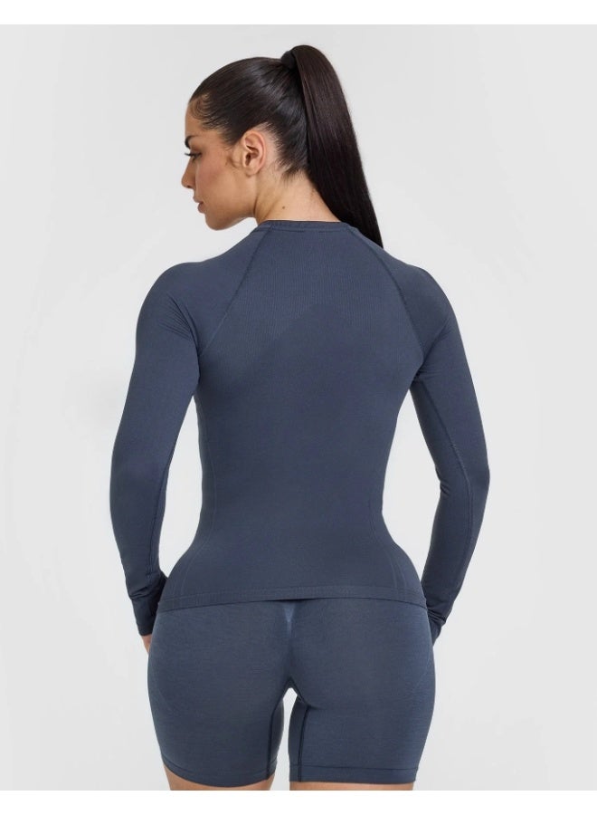 Oneractive Seamless Fitted Long Sleeve Top - Image 2