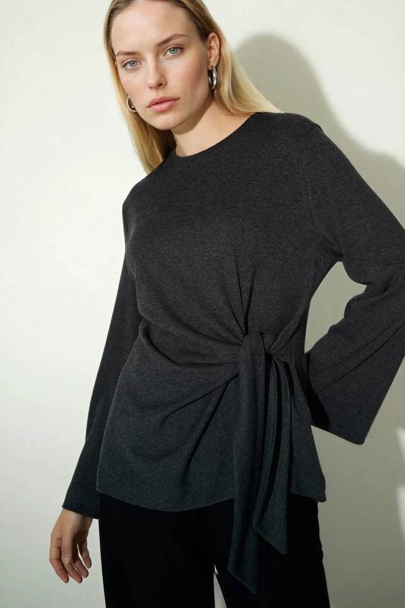 ديفاكتو Regular Fit T-Shirt